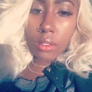 Meet your Posher, Yunoka